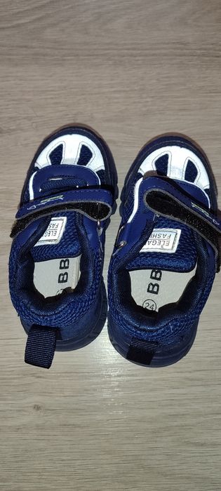 Кросівочки легенькі