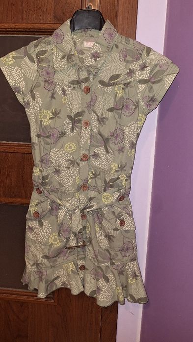 Rewelacja sukienka w świetnym kolorze i fasonie 116/122