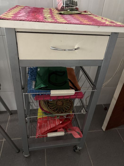 Mesa de apoio de cozinha