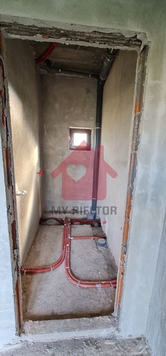 Продаж готельно-ресторанного комплексу Велятино.