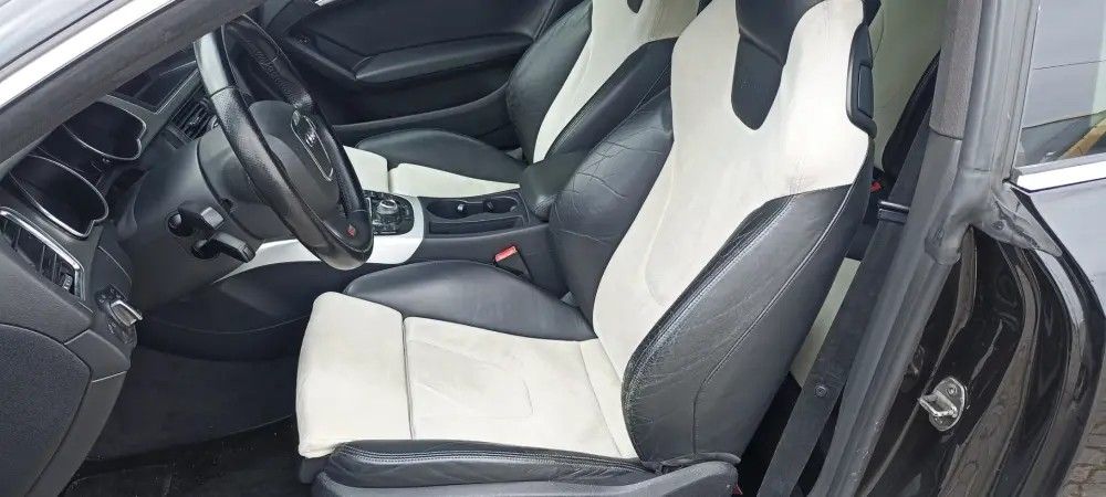 Audi S5 4.2 V8 TFSI QUATTRO