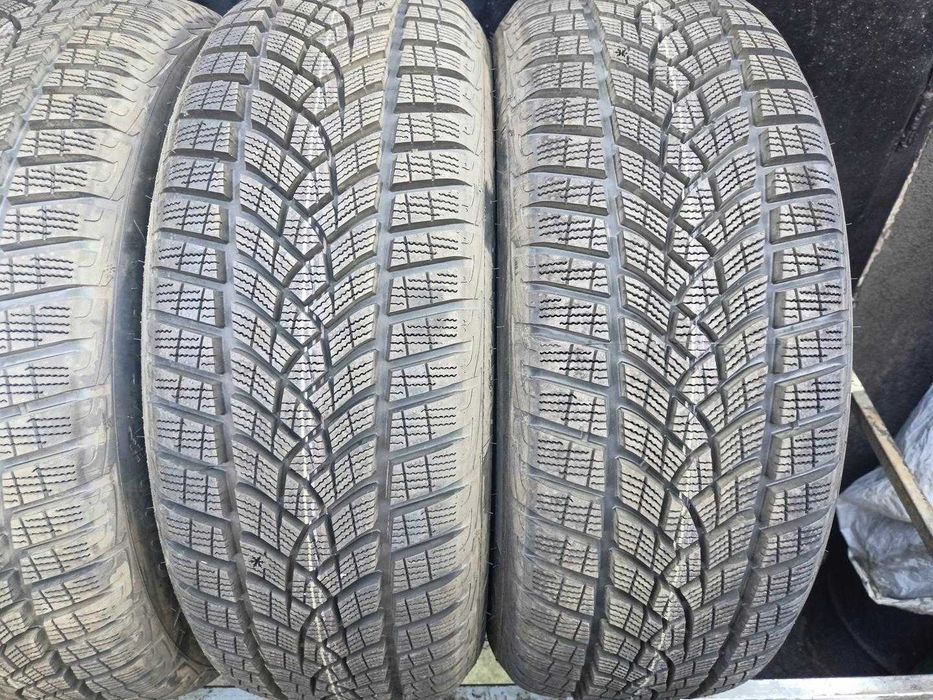 205/55R17 Goodyear UltraGrip Performance + komplet opon zima nr7448
