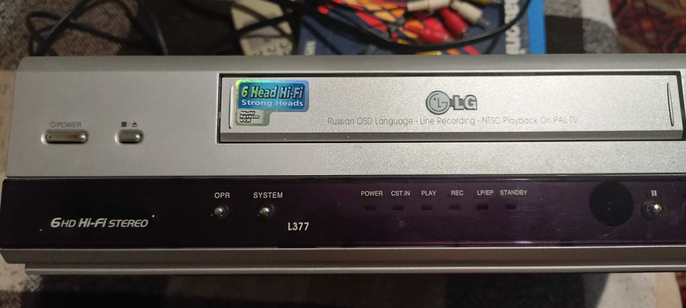 Видеомагнитофон LG L377 6HD Hi-Fi STEREO