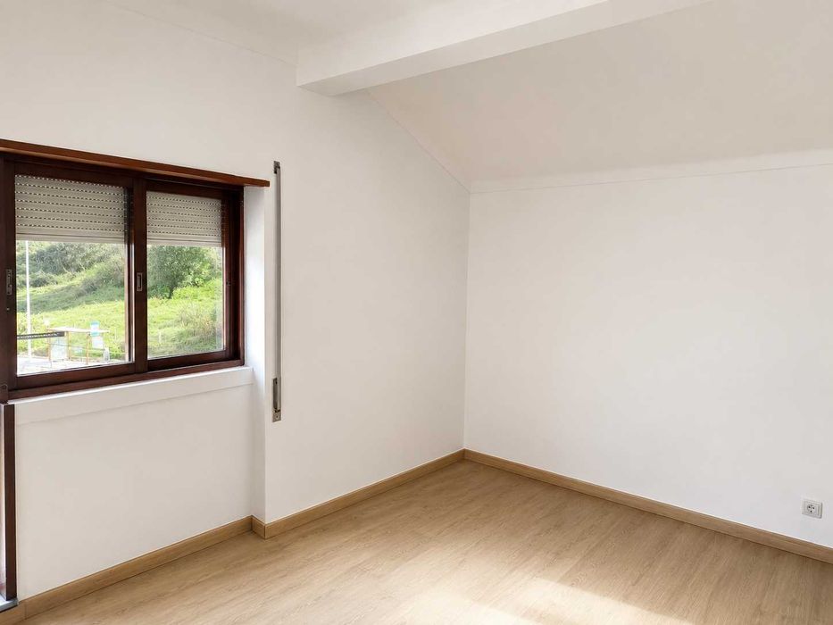 Arrenda-se Apartamento T3 - Coimbra