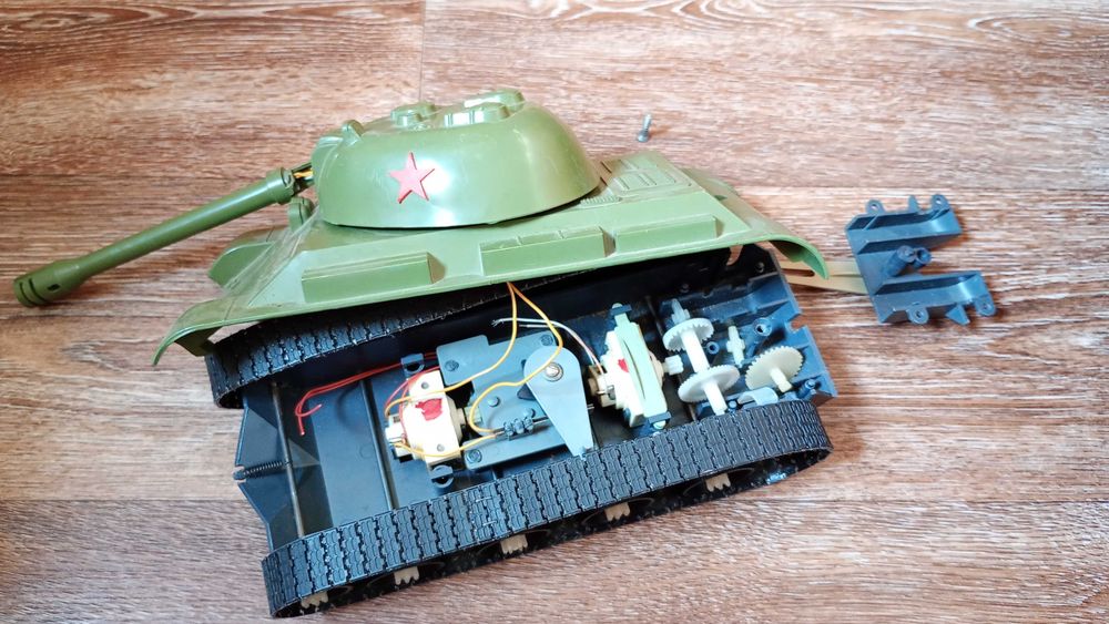 Іграшка ссср танк ИС-3