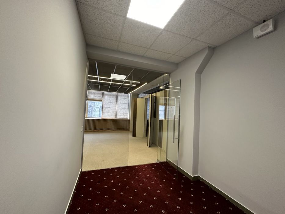 Оренда офісу, Центр, Поділ, 110 м2, з панорамним видом на Воздвиженку