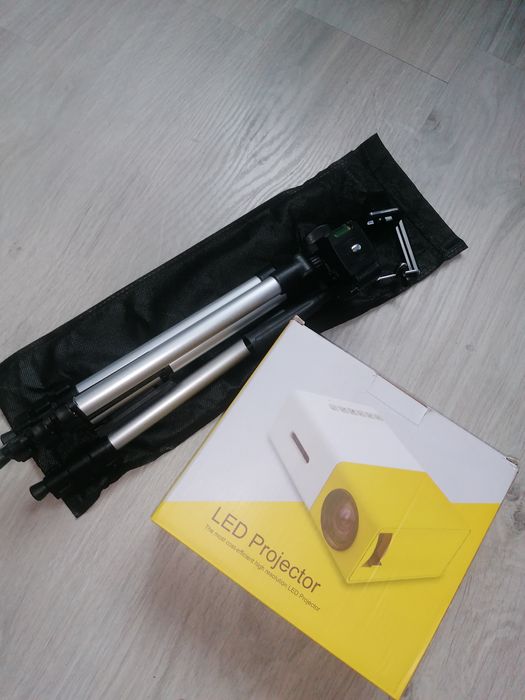 Led projector/ проектор + штатив