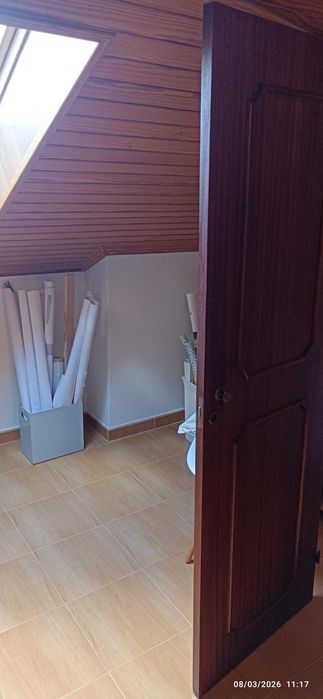 Portas de roupeiro em muito bom estado