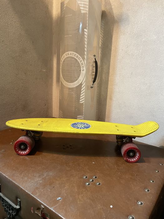 Classic Skate Cruiser “pennyboard”
