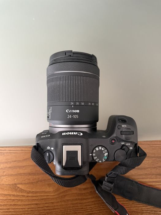 Canon R8 + Lente 24-105mm F4-7.1 IS STM