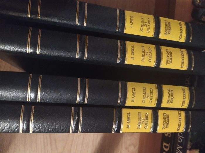 Enciclopédias sobre História de Portugal e Universal 4 volumes