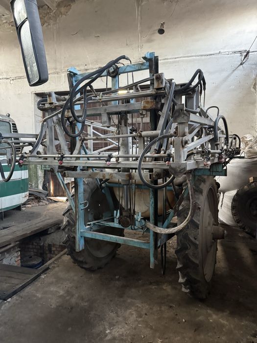 оприскувач 2000 л оп