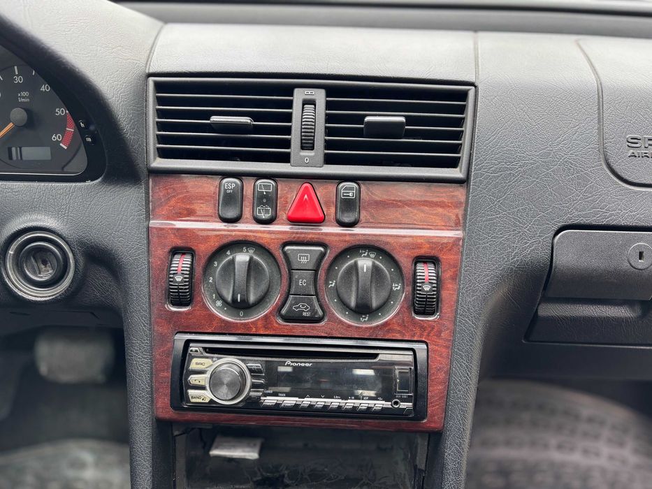 Mercedes Benz C220 CDI