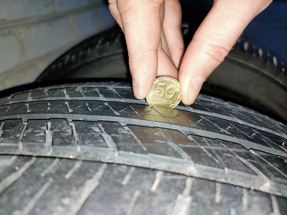 Шины 225/55/19 BRIDGESTONE