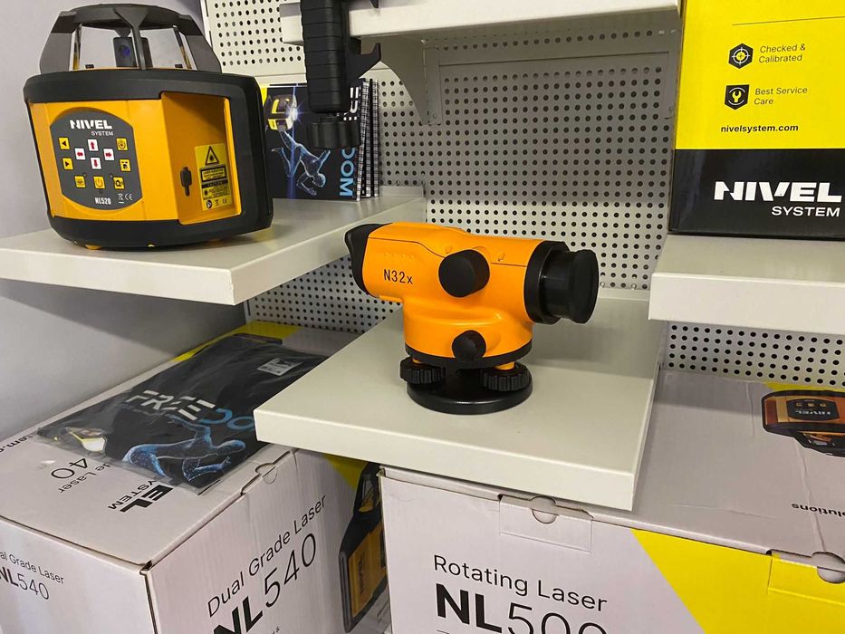 Niwelator Optyczny N32x Nivel System Łata Statyw Laser Optyk