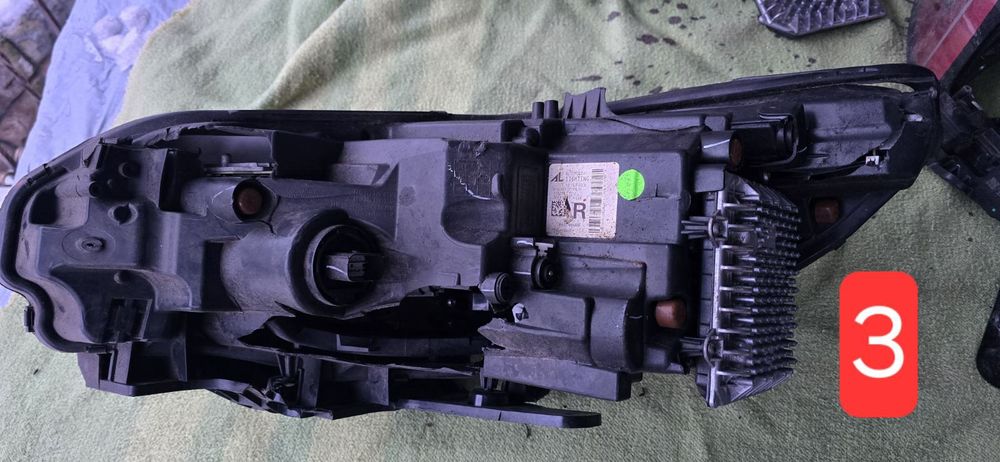 Фари Jeep cherokee 19+ рестайл