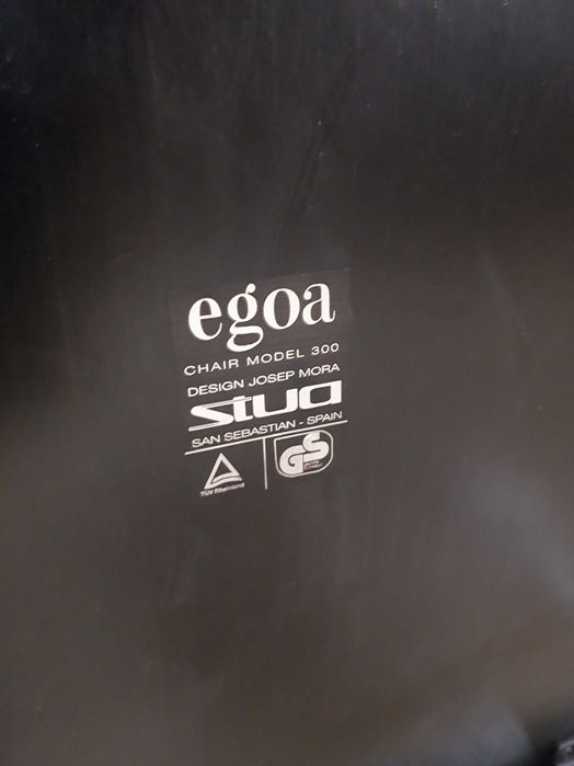 Cadeira Egoa Modelo 300 Stua