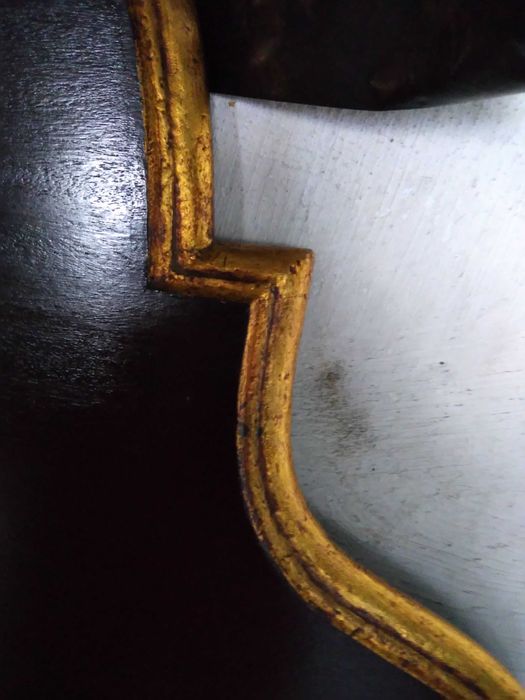 Comoda e cama antigo