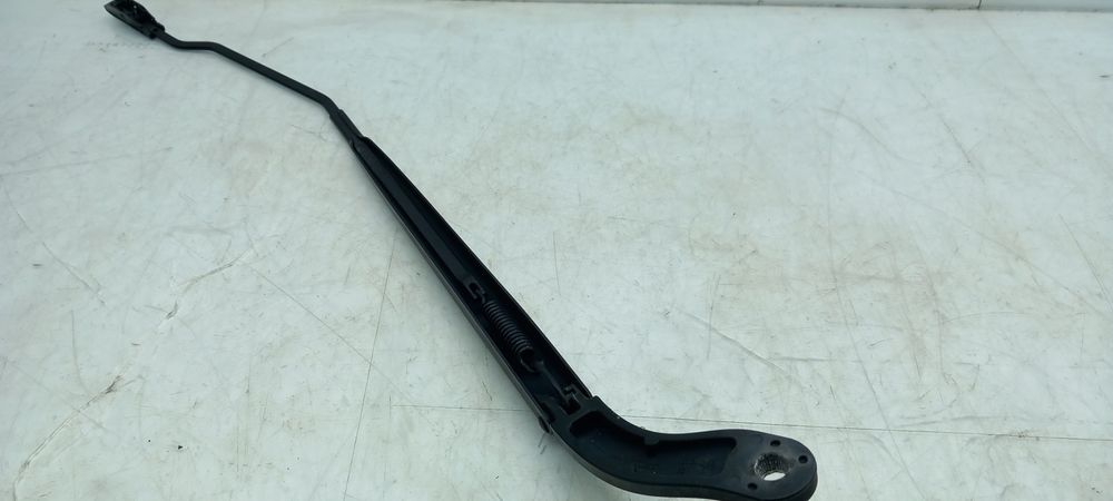 Haste / braço de escova limpa vidros frente direita RENAULT Megane IV