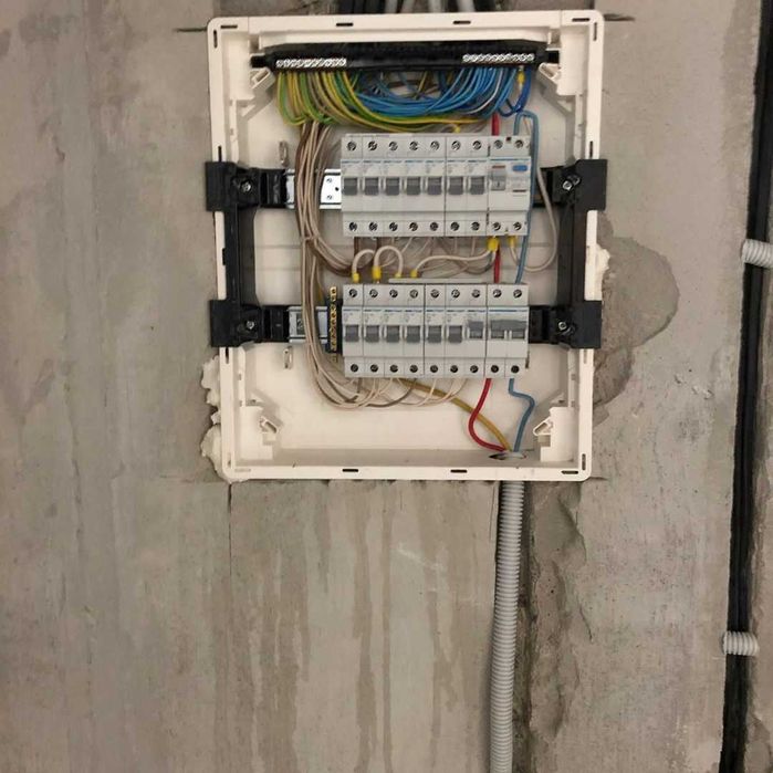 Електромонтажні послуги. Комплексно \ частково. Електрик. Бровари.