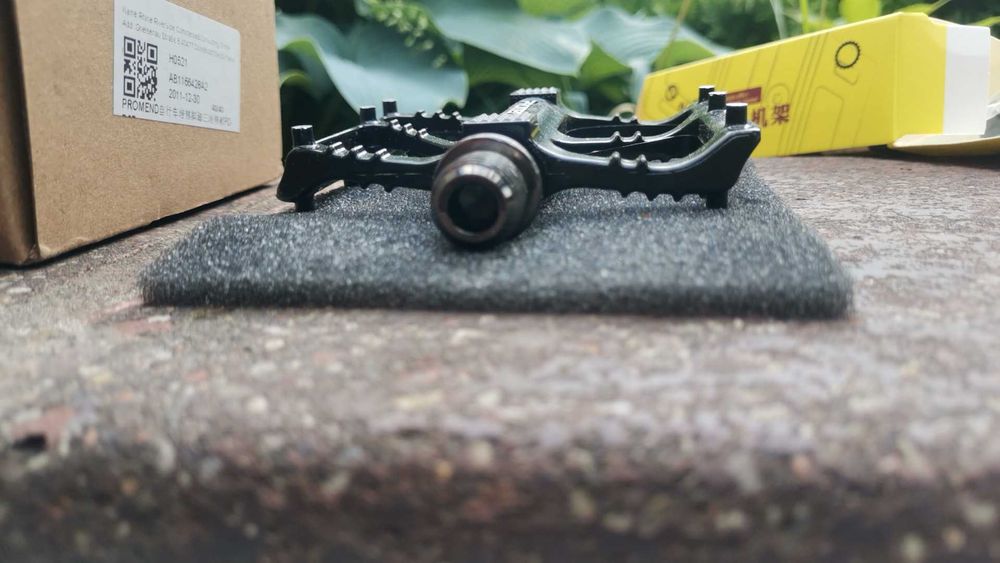 pedały platformowe pin MTB BMX ultralight  259 gram para