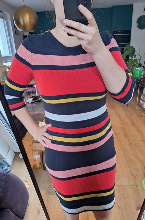 Sukienka tuba midi kolorowa na wiosnę w paski wyszczuplająca bawełna d