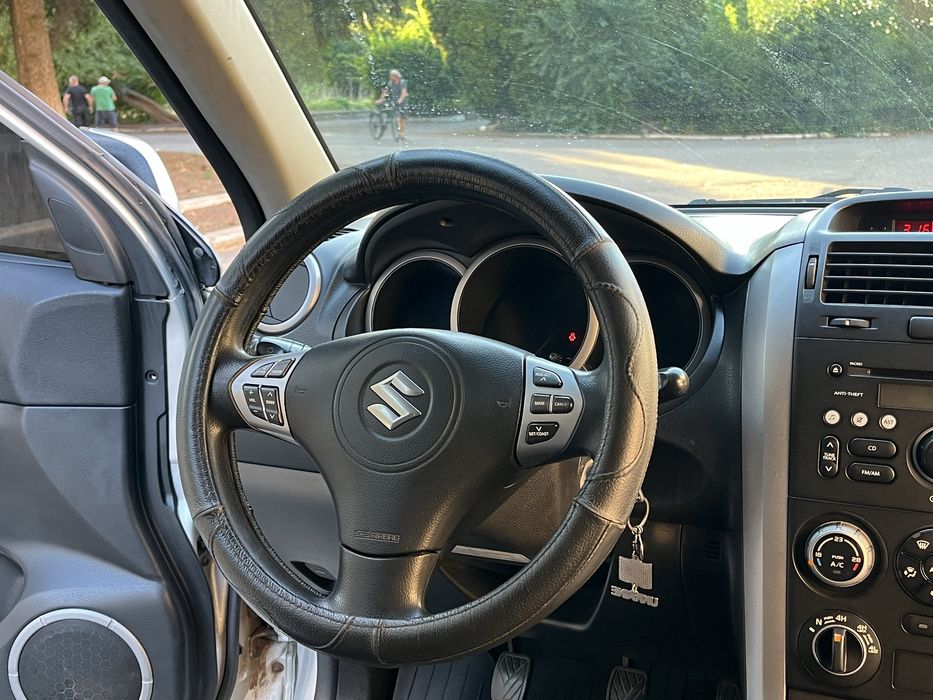 Suzuki Grand Vitara 1.9 дизель