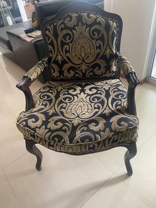 Cadeirão tecido avuldado