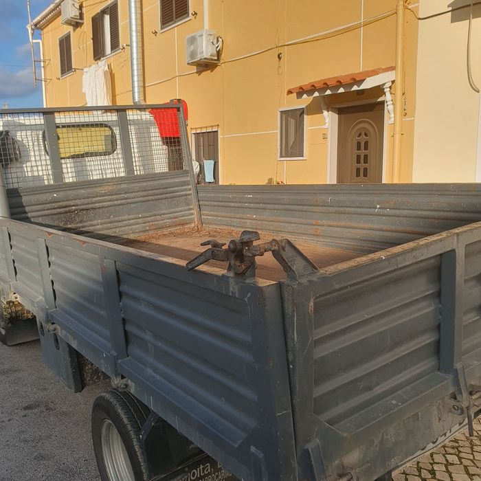 CARRINHAS e CONTENTORES p/resíduos, lixo e entulho de obra