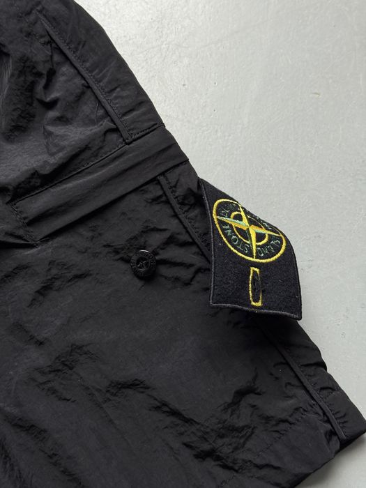 БЕЗ ПЕРЕДОПЛАТИ: Нейлонові шорти Stone Island