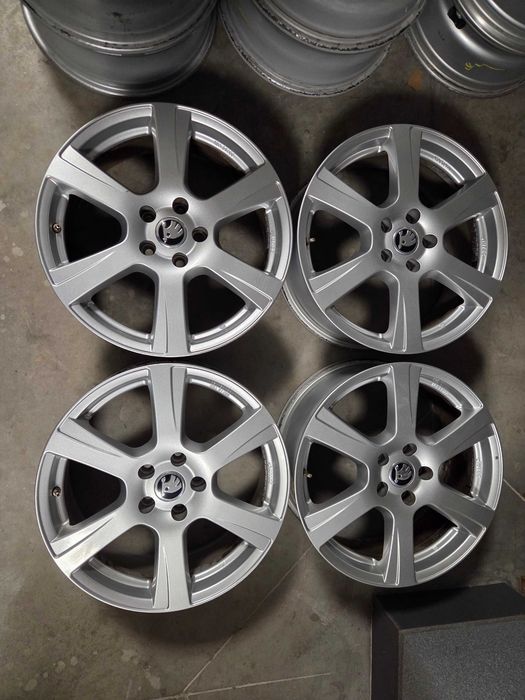 Alufelgi 19" Skoda Octavia II FL III IV VRS SuperB Karoq Scout 5x112