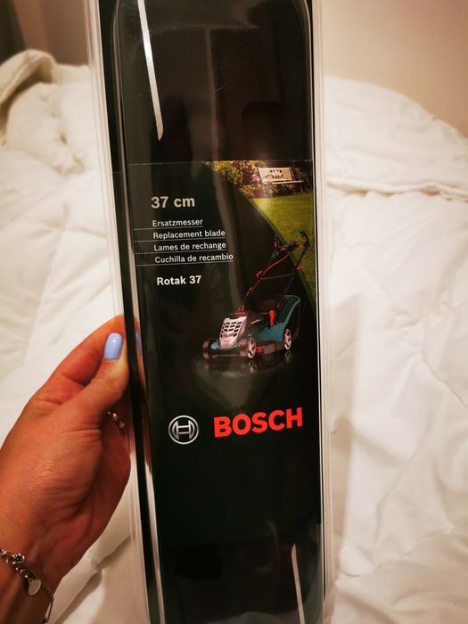 Lâmina corta relvas Bosch