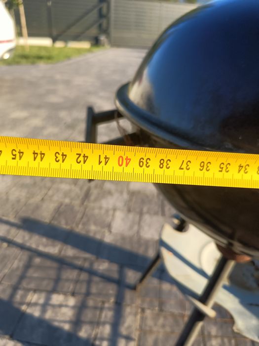 Grill na węgiel ogród
