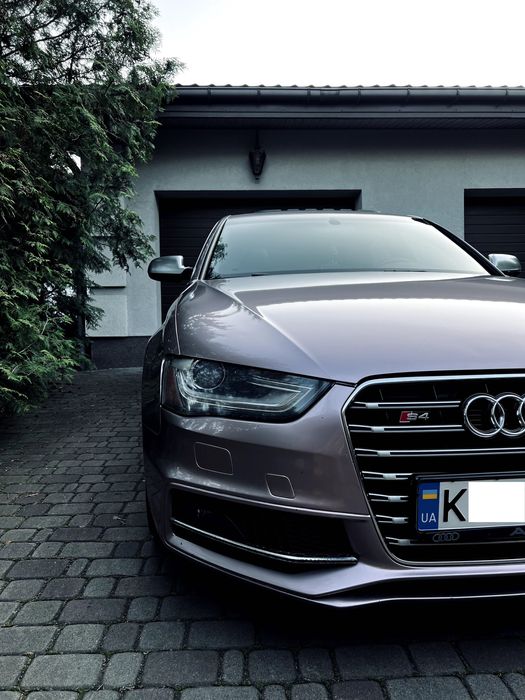 Audi S4 Supercharger «Neon Devil» 465 HP