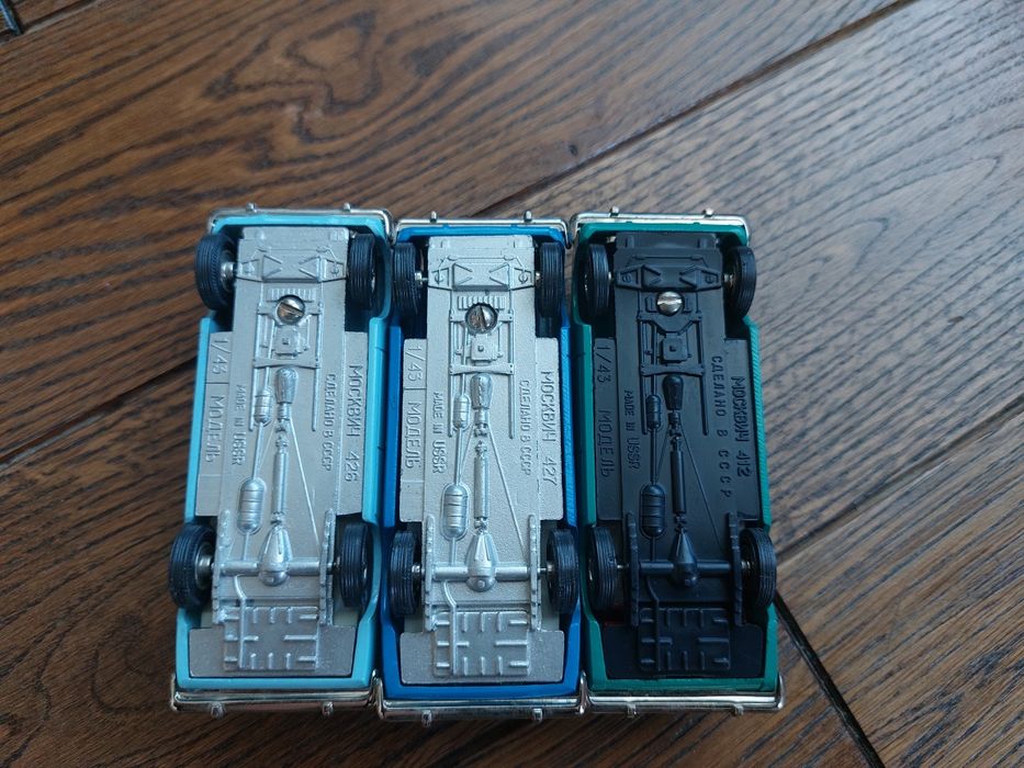 Машинки колекційні 1:43