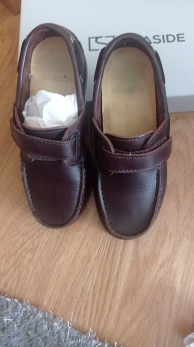 Sapatos de vela para menino