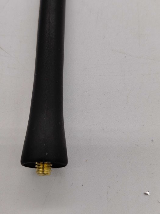 Antena samochodowa wkręcana