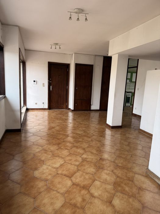 Apartamento t2 com terraco