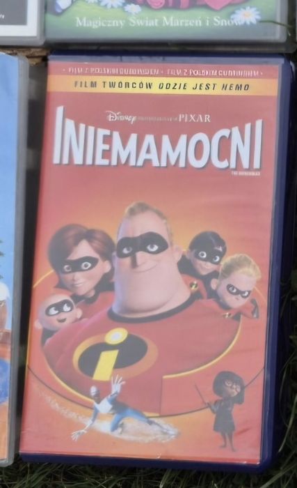 Kaseta VHS iniemamocni