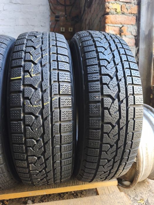 Шини 215/70/16 Kumho
