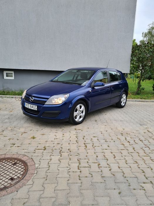Opel Astra H dwa kpl Kół spalanie 5.5l klimatyzacja