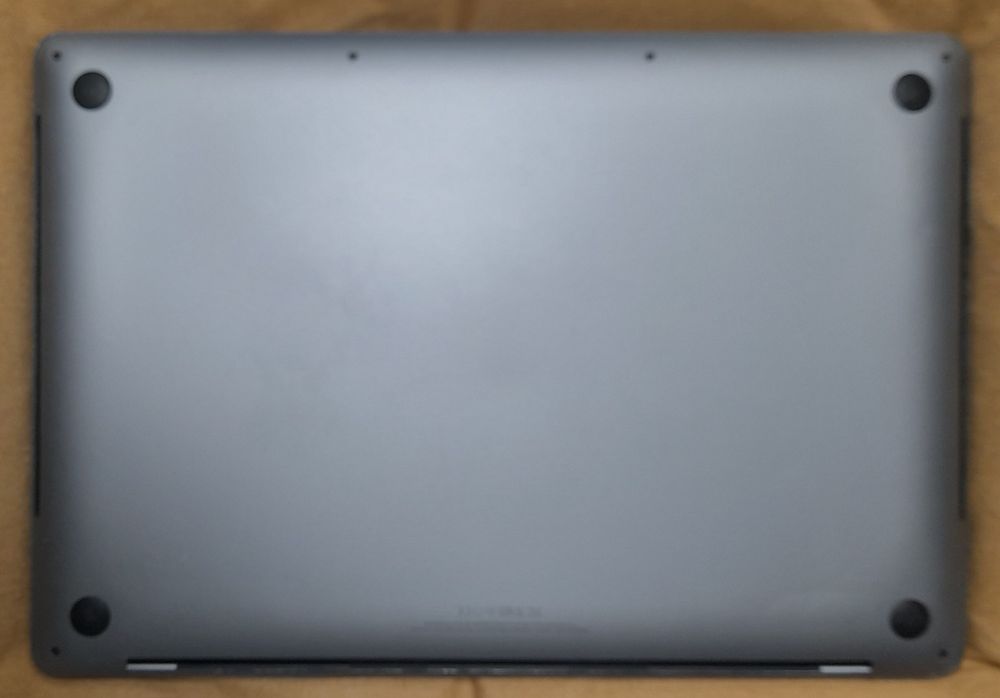 Apple MacBook Pro 2017 / Core i7 / 16Gb / 512Gb