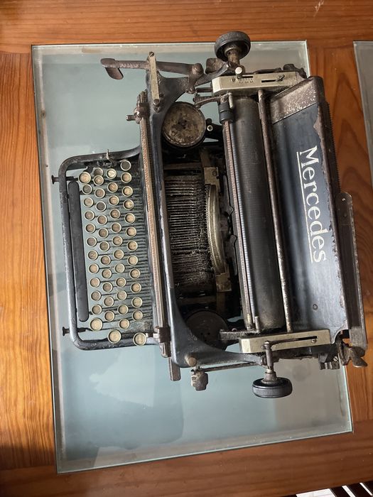 Maquina de escrever Mercedes