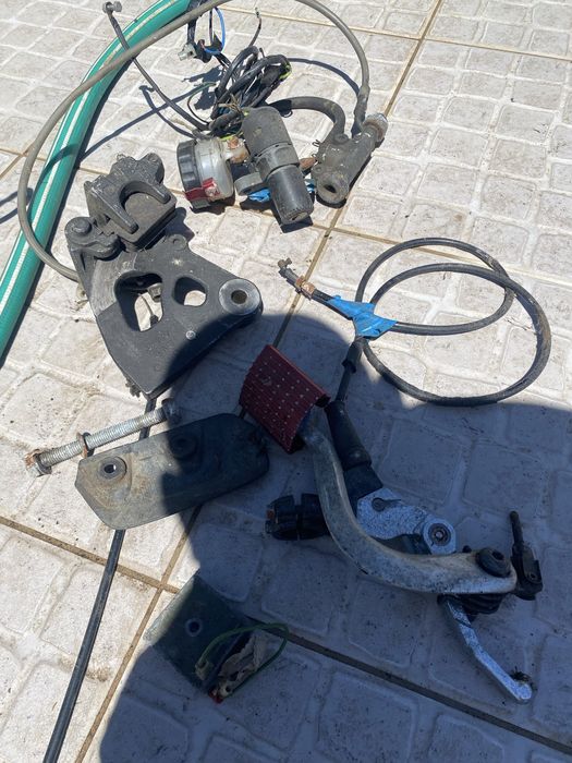 Varias peças para motorizada