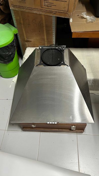 Exaustor Teka em bastante bom estado,