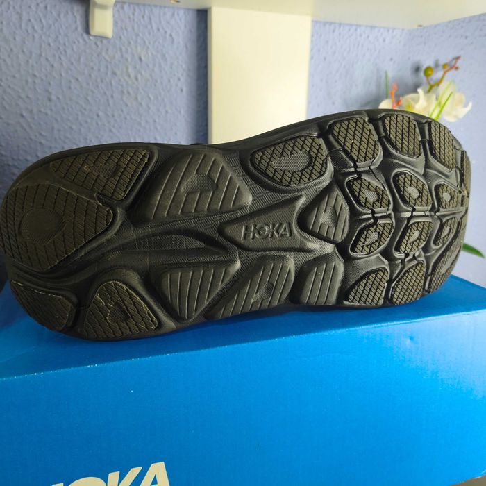 Sapatilhas Hoka Clifton 10