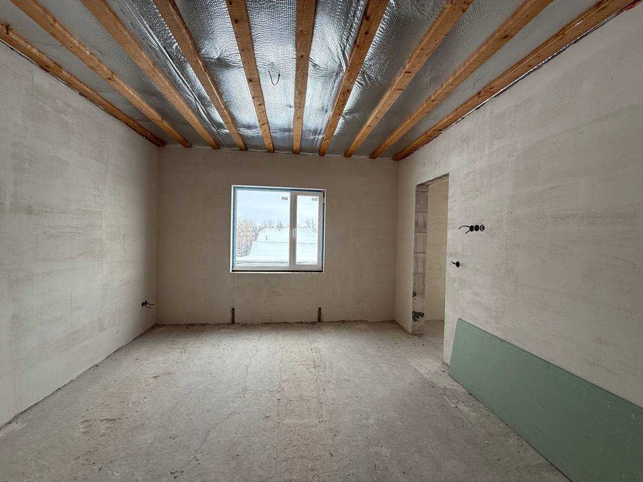 Продаж будинку в селі Іваниківка