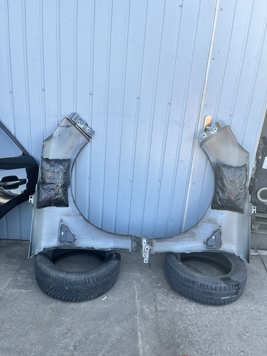 Blotnik lewy Ford S-Max MK2 UF