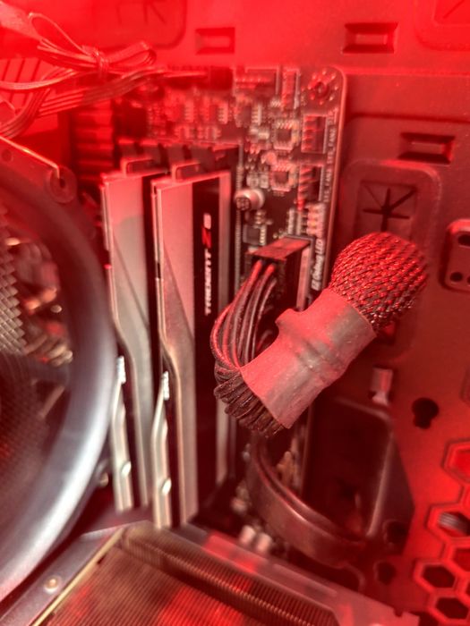 Komputer gamingowy mocny RTX 4070 12gb 32gb DDR5 i5 13600k 1tb SSD