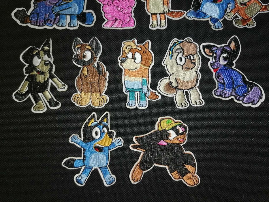 Lote 16 Patches Bluey e Bingo